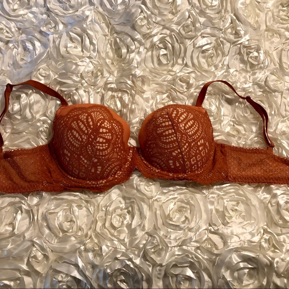 Victoria’s Secret D.A. Demi Bra Pumpkin 34DDD
